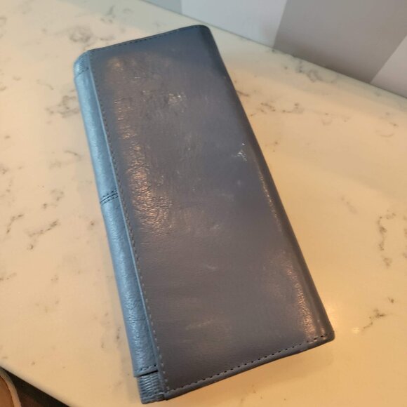 COACH Wallet - Picture 4 of 4